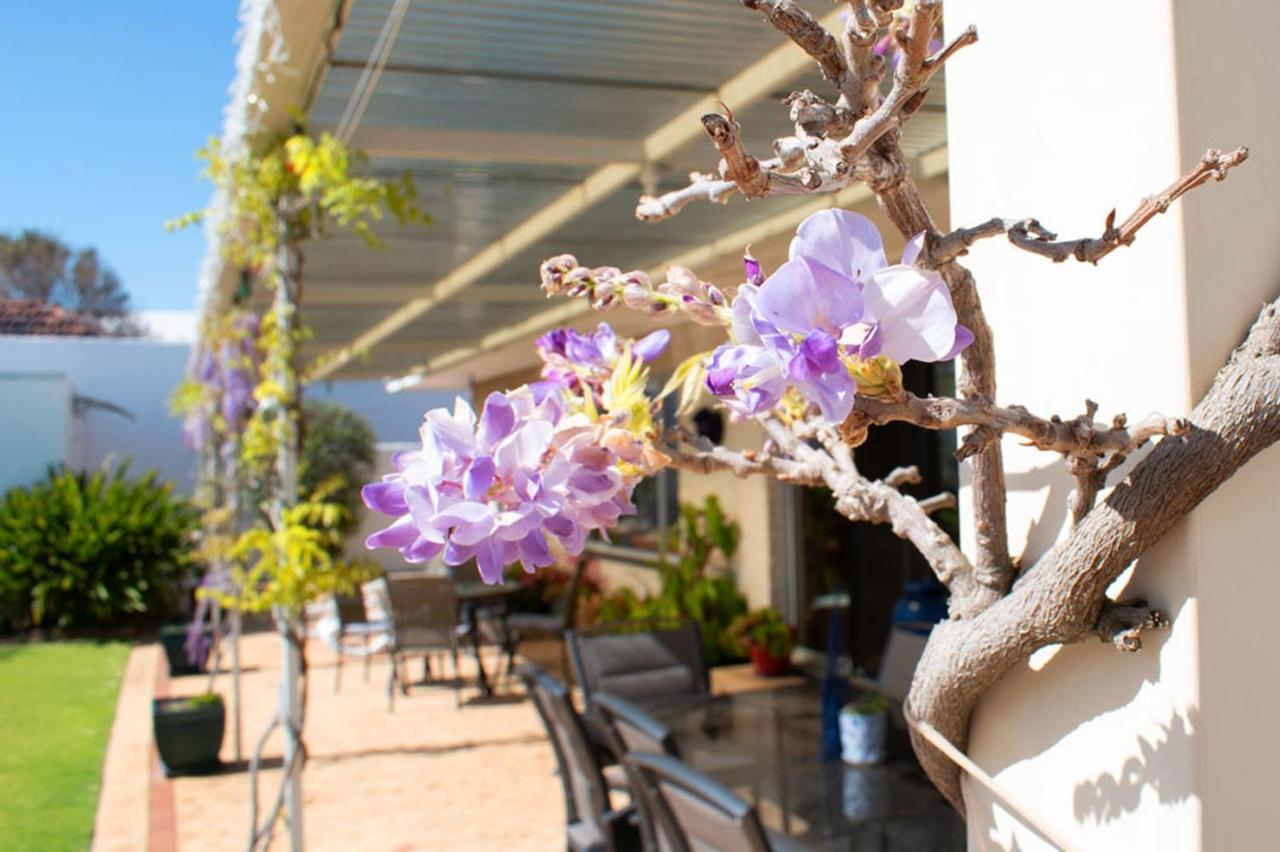 Boathouse Bunbury Bed & Breakfast Bagian luar foto